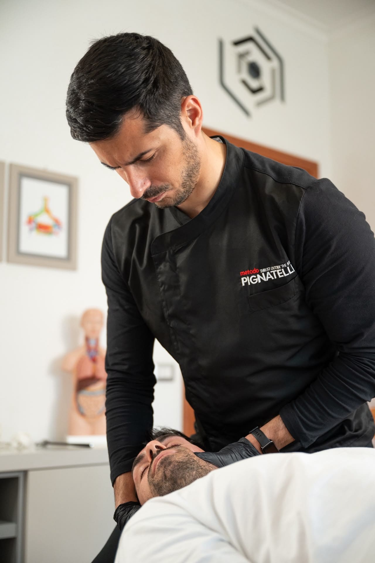 Trattamento osteopatico manuale